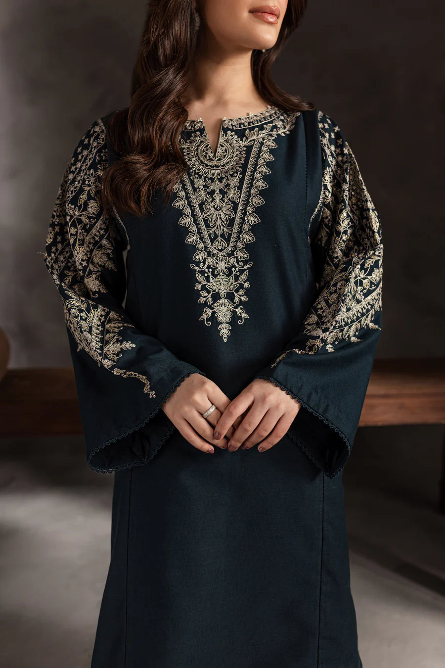 SAMREEN - 2Pc's Embroidered